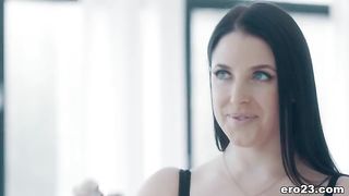 Анджела Уайт подставила попку для анилингуса